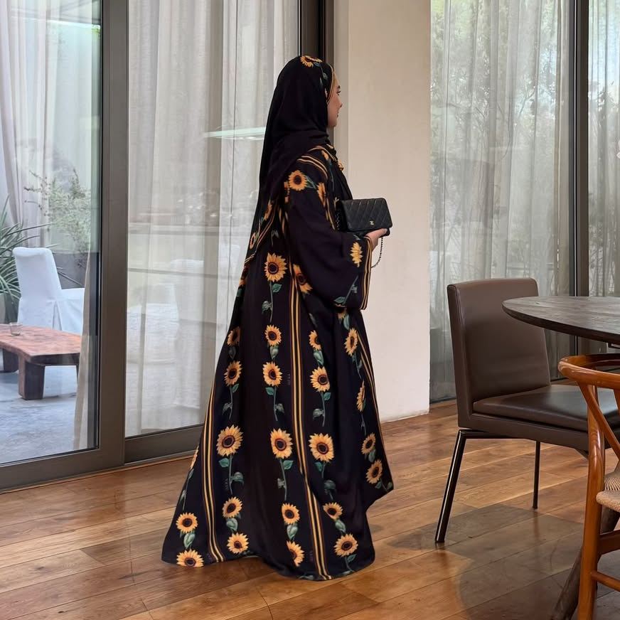 فستان طويل إسلامي محتشم من قطع - مراجعة Street Fashion Dubai وسعره