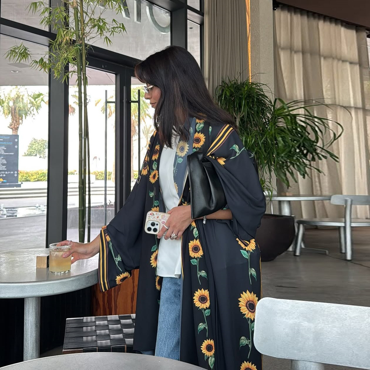 عباءة كارديجان دبي مع غطاء رأس - مراجعة Street Fashion Dubai وسعره