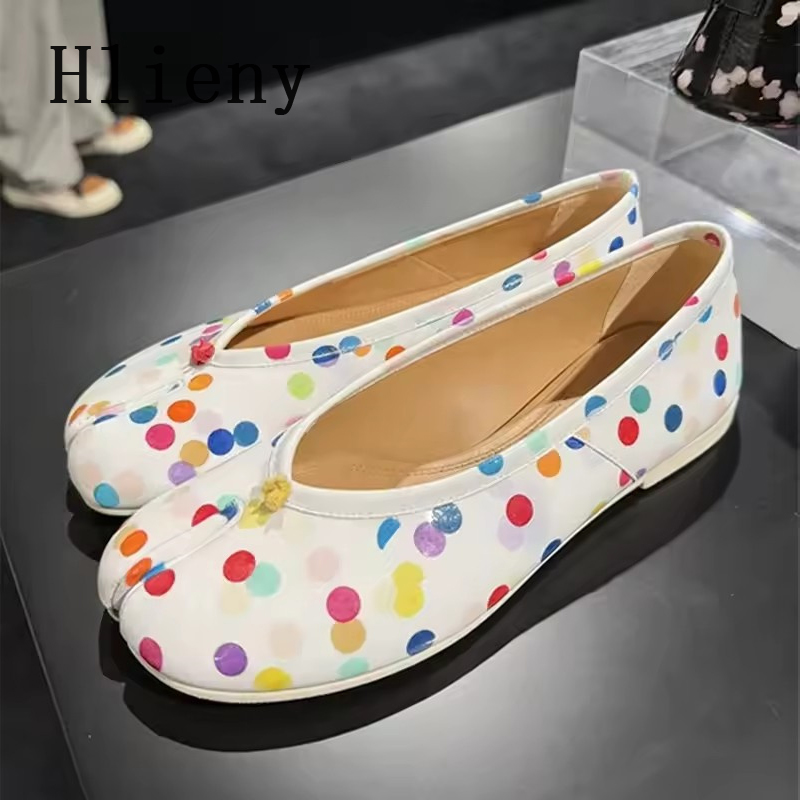أحذية باليه نسائية عصرية من Hl - مراجعة Street Fashion Walk وسعره