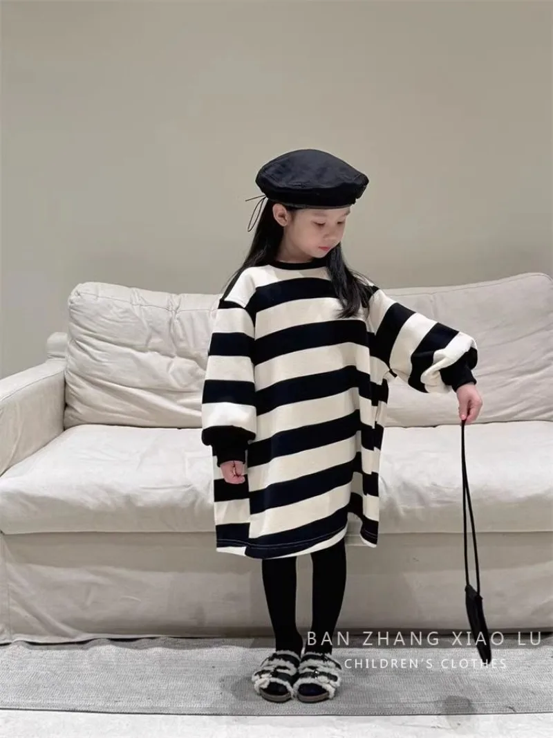 فستان سويت شيرت مخطط باللونين  - مراجعة Oversized Crewneck Fleece وسعره